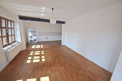 Foto - Wohnung zum Mieten in Lauenau 930,00 € 140 m²