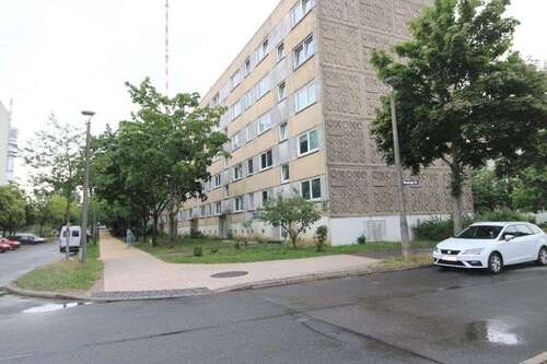 Foto - Wohnung zum Mieten in Schwerin 354,00 € 57.88 m²