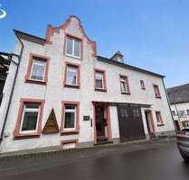 Haus zum Kaufen in Brauneberg 269.000,00 € 210 m²