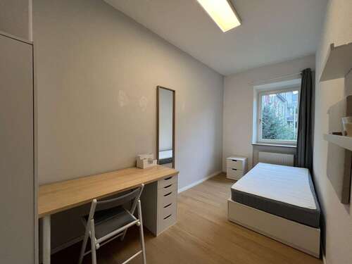 Foto - Wohnung zum Mieten in München 650,00 € 11.57 m²