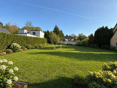 Foto - Grundstück zu verkaufen in Weinböhla 589.000,00 € 2092 m²