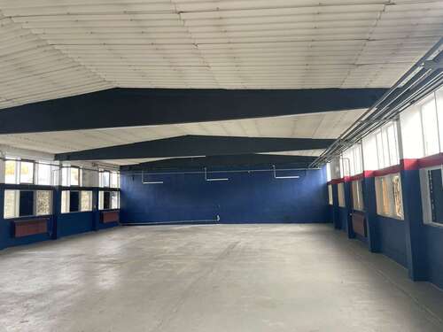 Foto - Halle in Frankfurt (Oder) 1.280,00 € 320 m²