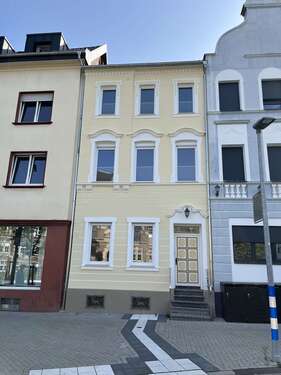 Foto - Haus zum Mieten in Euskirchen 3.500,00 € 163.14 m²