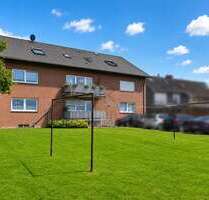 Haus zum Kaufen in Dormagen 900.000,00 € 488 m²