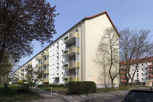 Foto - Wohnung zum Mieten in Halle (Saale) 338,82 € 50.57 m²
