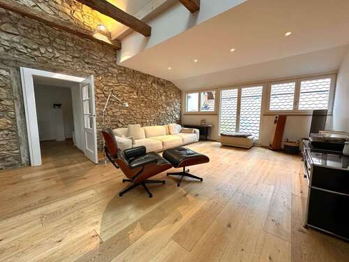 Foto - Haus zum Mieten in Freiburg im Breisgau Sankt Georgen 4.500,00 € 320 m²