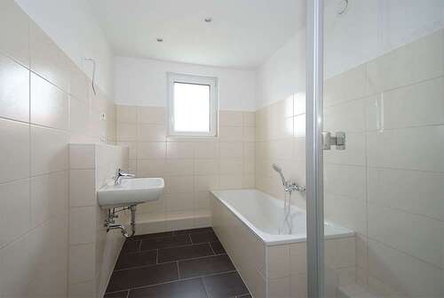 Foto - Wohnung zum Mieten in Halle (Saale) 446,48 € 59.53 m²