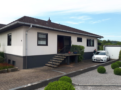 Foto - Haus zum Kaufen in Emmerthal 159.000,00 € 125 m²
