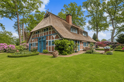 Foto - Haus zum Kaufen in Ganderkesee 1.095.000,00 € 300 m²