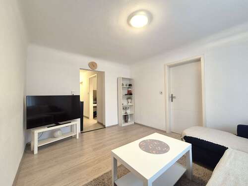 Foto - Haus zum Kaufen in Baden-Württemberg - Mundelsheim 412.000,00 € 180 m²