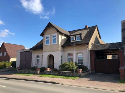 Foto - Haus zum Kaufen in Diesdorf 169.000,00 € 200 m²