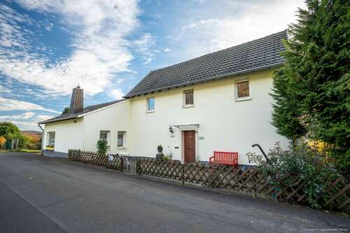 Foto - Haus zum Kaufen in Königswinter Quirrenbach 398.000,00 € 138.41 m²