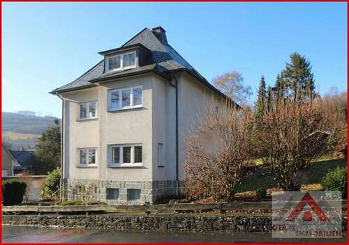 Foto - Haus zum Kaufen in Bestwig 238.000,00 € 181 m²