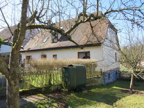 Foto - Haus zum Kaufen in Hirzenhain 289.000,00 € 142 m²