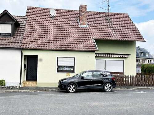 Foto - Haus zum Kaufen in Wiesentheid 141.400,00 € 131 m²