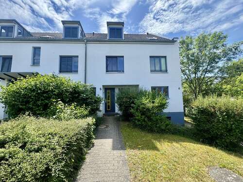 Foto - Wohnung zum Kaufen in Bergholz-Rehbrücke 330.000,00 € 82.69 m²