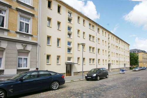 Foto - Wohnung zum Mieten in Plauen 310,57 € 57.62 m²