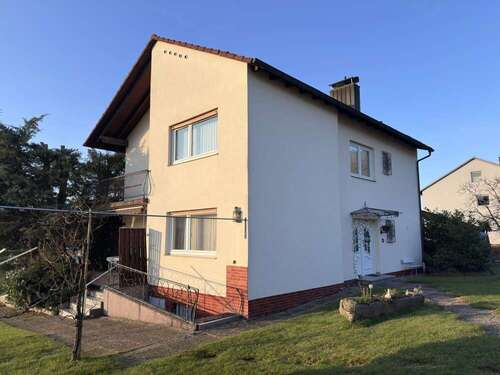 Foto - Haus zum Kaufen in Klingenberg am Main 380.000,00 € 139 m²