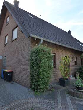 Foto - Haus zum Kaufen in Krefeld 430.000,00 € 146.73 m²