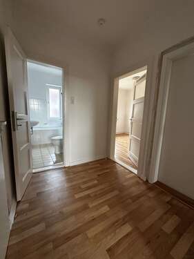 Foto - Wohnung zum Kaufen in Wilhelmshaven 63.000,00 € 48 m²