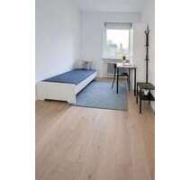 WG-Zimmer in Germering 745,00 € 13 m²