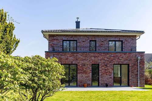 Foto - Haus zum Kaufen in HamburgSasel 1.690.000,00 € 175 m²