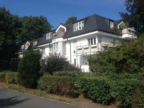 Foto - Wohnung zum Mieten in Radebeul 320,00 € 33 m²