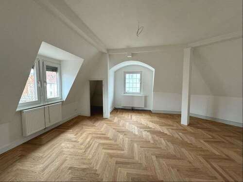 Foto - Wohnung zum Mieten in Esslingen 1.490,00 € 96.74 m²