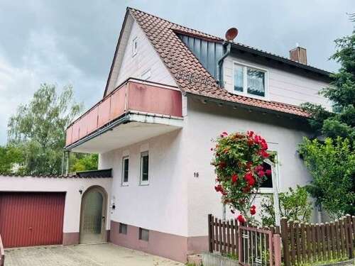 Foto - Haus zum Kaufen in Bretten - Gölshausen 298.000,00 € 177.51 m²