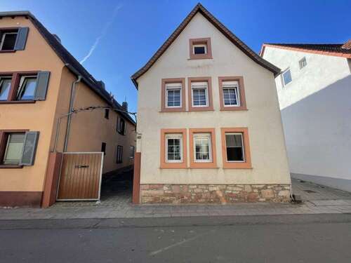 Foto - Haus zum Kaufen in Edenkoben 349.000,00 € 129.5 m²