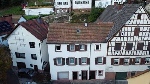 Foto - Haus zum Kaufen in Elmstein 129.000,00 € 124 m²