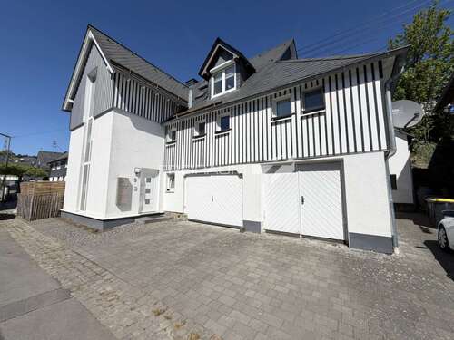 Foto - Haus zum Kaufen in Siegen Oberschelden 599.000,00 € 296.44 m²