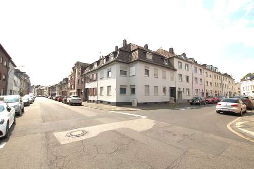 Foto - Haus zum Kaufen in Mönchengladbach 189.000,00 € 171 m²