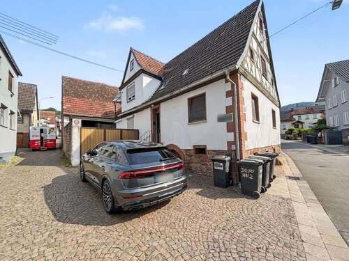 Foto - Haus zum Kaufen in Albersweiler 199.000,00 € 140 m²