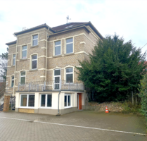 Haus zum Kaufen in Teutschenthal 799.000,00 € 470 m²