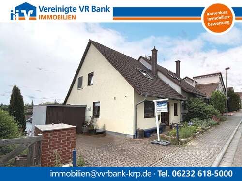Foto - Haus zum Kaufen in Großkarlbach 375.000,00 € 130.5 m²