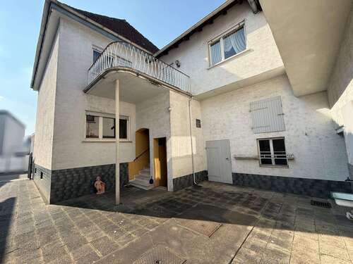 Foto - Haus zum Kaufen in Schifferstadt 369.000,00 € 187 m²