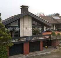 Haus zum Kaufen in Horn-Bad Meinberg 498.000,00 € 298 m²