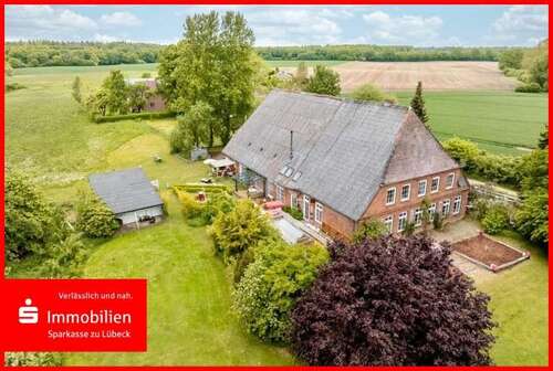 Foto - Haus zum Kaufen in Lübeck 1.390.000,00 € 565 m²