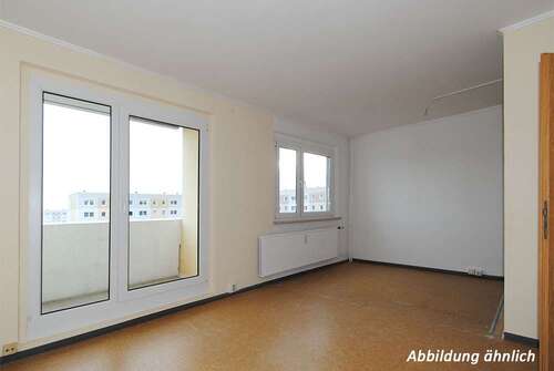 Foto - Wohnung zum Mieten in Halle (Saale) 285,85 € 57.17 m²