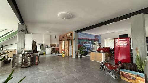 Foto - Wohnung zum Mieten in Rheinberg-Orsoy 1.800,00 € 300 m²
