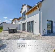 Haus zum Kaufen in Königsbrunn 1.097.400,00 € 175 m²