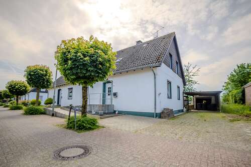 Foto - Haus zum Kaufen in Emmerich Praest 259.000,00 € 135 m²