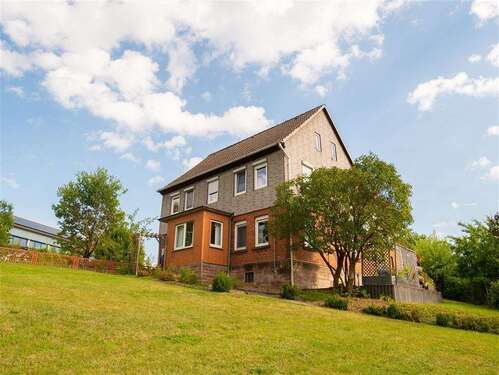 Foto - Haus zum Kaufen in Halle , Kreis Holzminden 135.000,00 € 154 m²