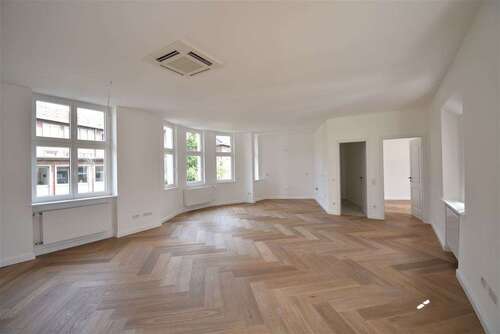 Foto - Wohnung zum Mieten in Düsseldorf 2.600,00 € 115.89 m²