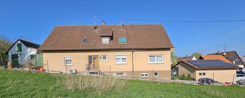 Foto - Haus zum Kaufen in Sternenfels 360.000,00 € 201 m²