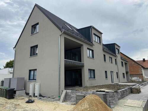 Foto - Wohnung zum Mieten in Pförring 1.070,00 € 97.55 m²