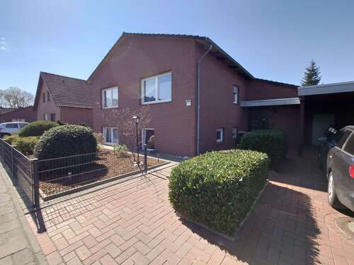Foto - Haus zum Kaufen in Leer 249.000,00 € 128 m²