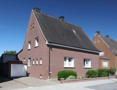 Foto - Haus zum Kaufen in Beckum-Neubeckum 328.000,00 € 186 m²