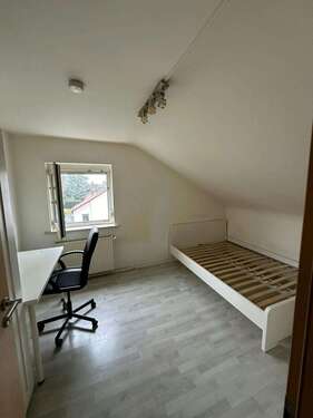 Foto - WG-Zimmer in Stuttgart 450,00 € 11 m²